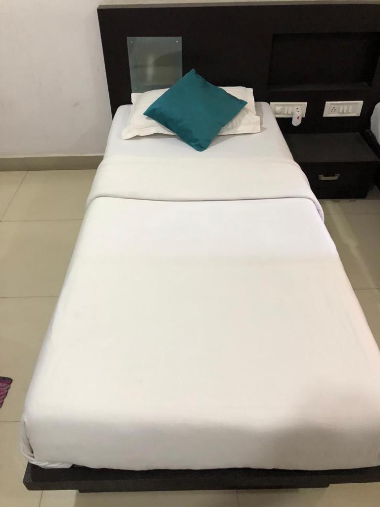 Aston Service Apartment Bangalore Esterno foto